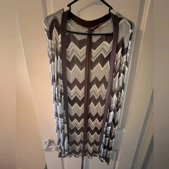 Belldini Open Front, Gray Chevron pattern with belt Cotton Blend Cardigan… - Picture 1 of 3